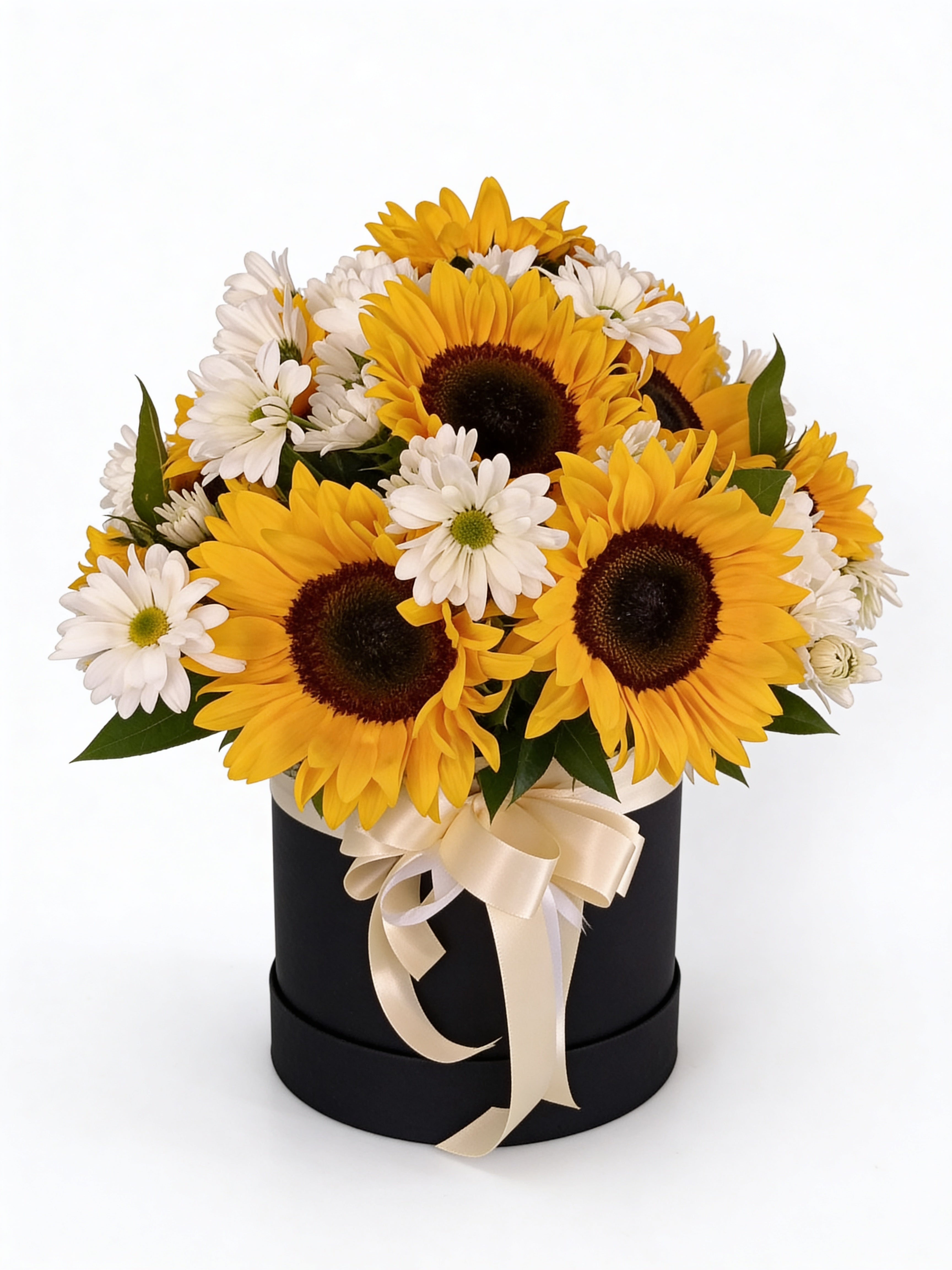 Arreglo 072 - Girasoles y margaritas en caja decorativa